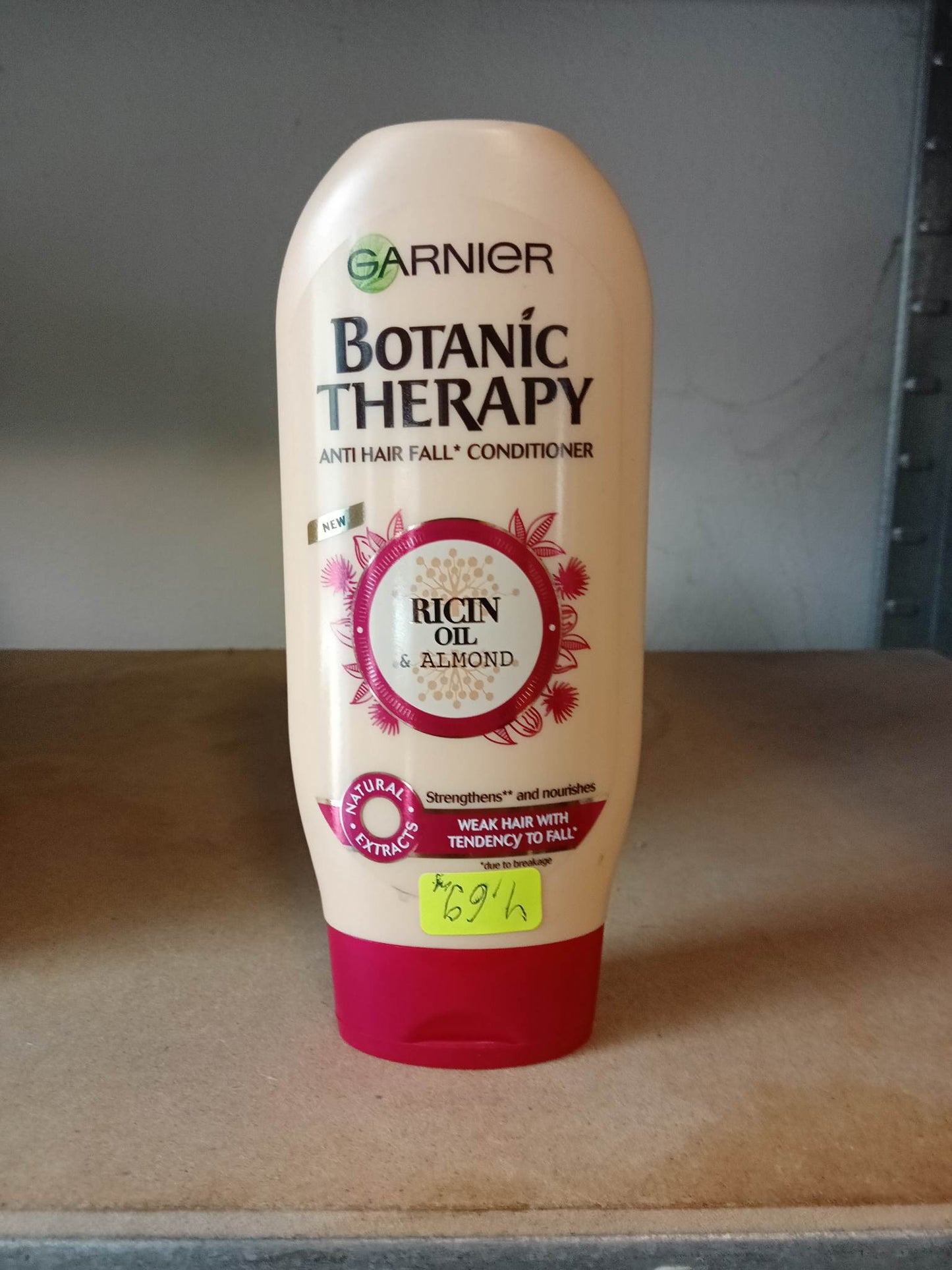 Балсам за финна коса,склонна към накъсване,с рициново и бадемово масло,200ml