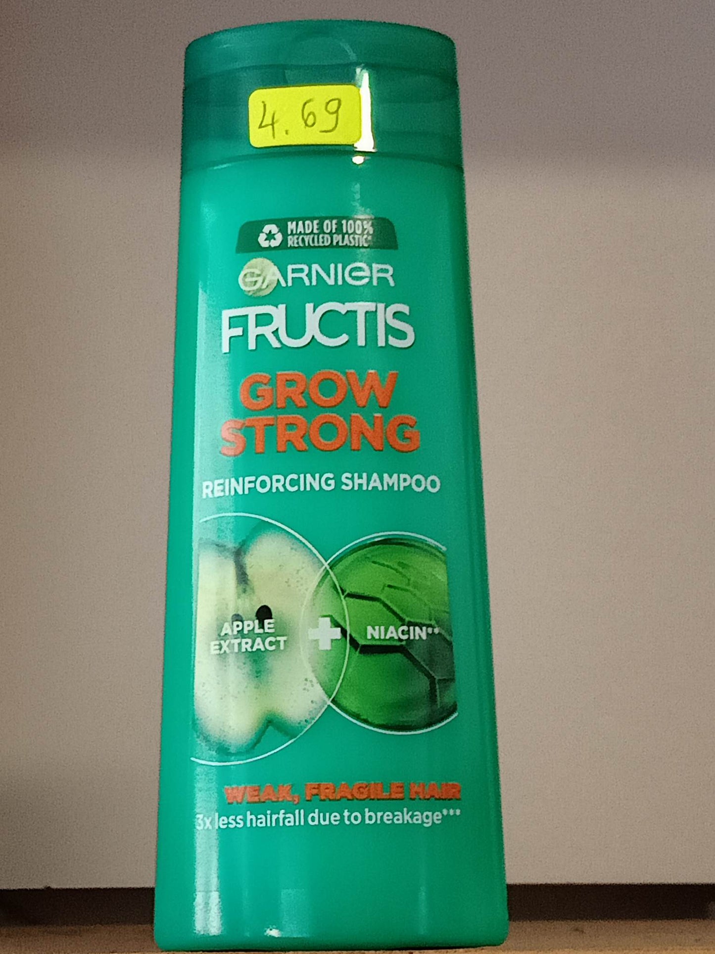 Шампоан за тънка коса,склонна към накъсване, с екстракт от ябълка 250ml